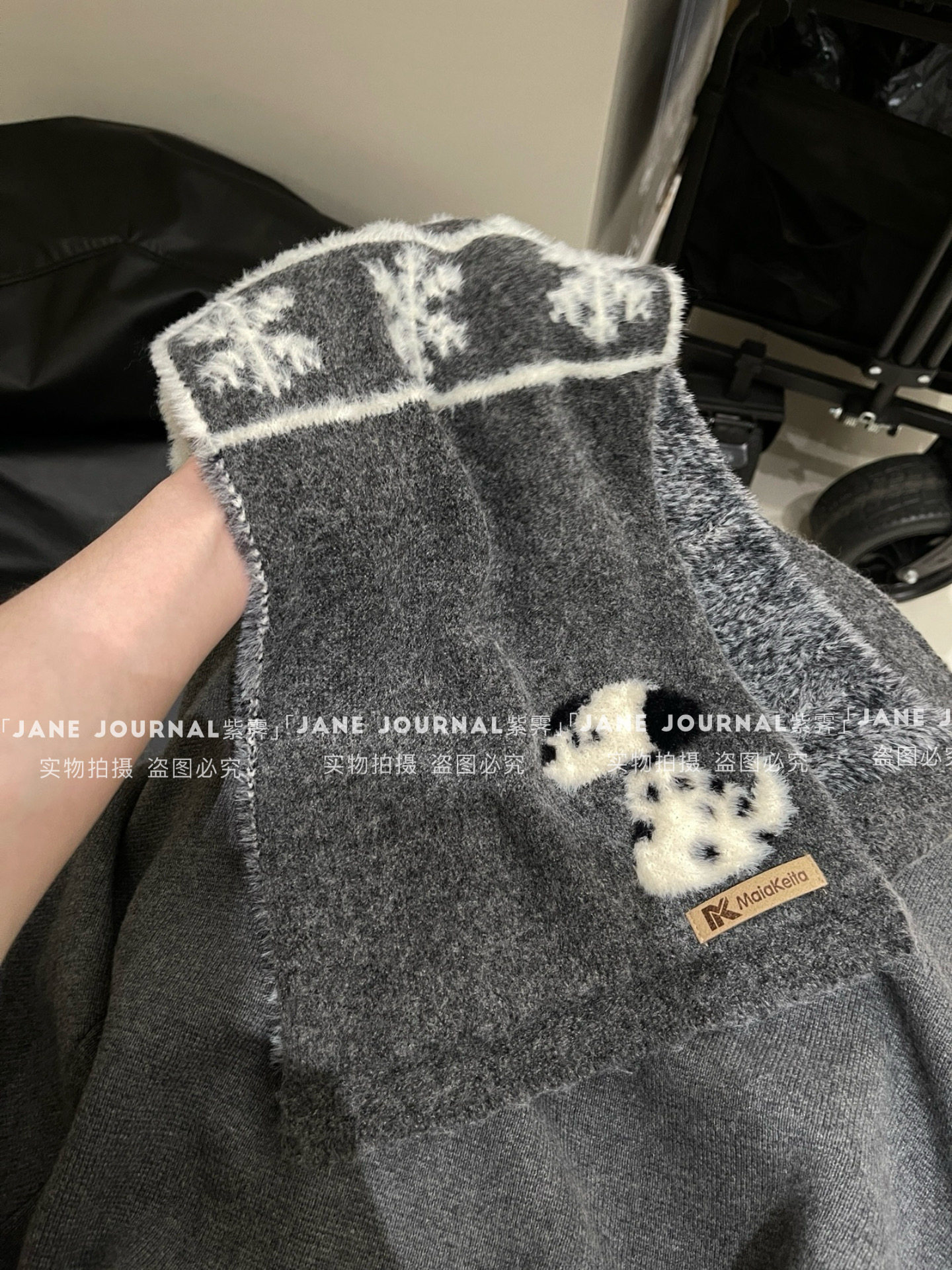 Jane·可爱斑点小狗围巾韩版毛绒秋冬百搭氛围感针织软糯保暖送礼