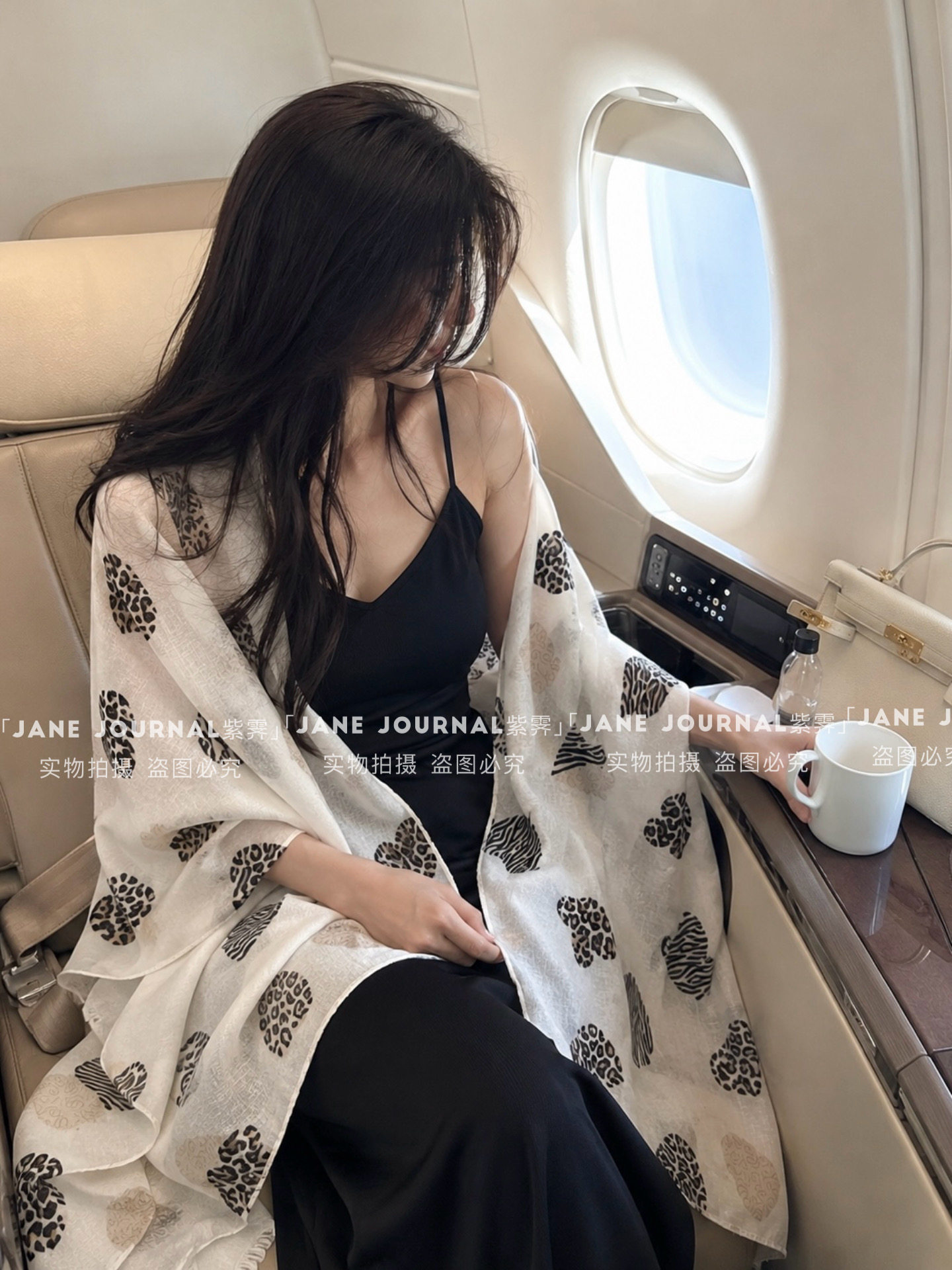 Jane·爱心豹纹印花老钱风披肩丝巾夏百搭空调房旅游外搭遮阳棉麻