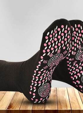 Tomalin applies a touch of self heating heat moxibustion and