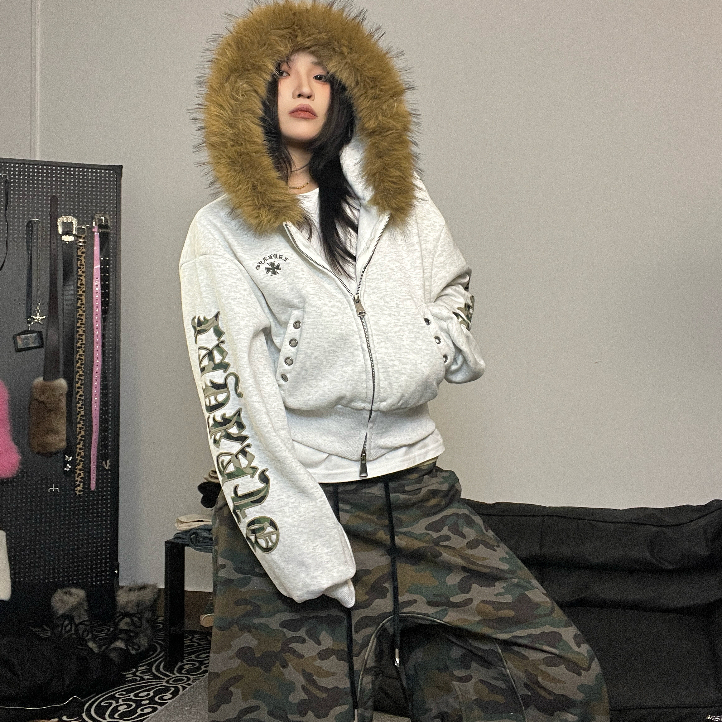 15GET毛领加绒卫衣外套开衫