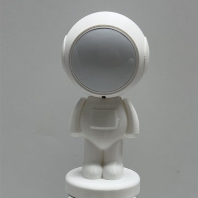 领普小米人在传感器太空人造型支架桌搭好物宇航员