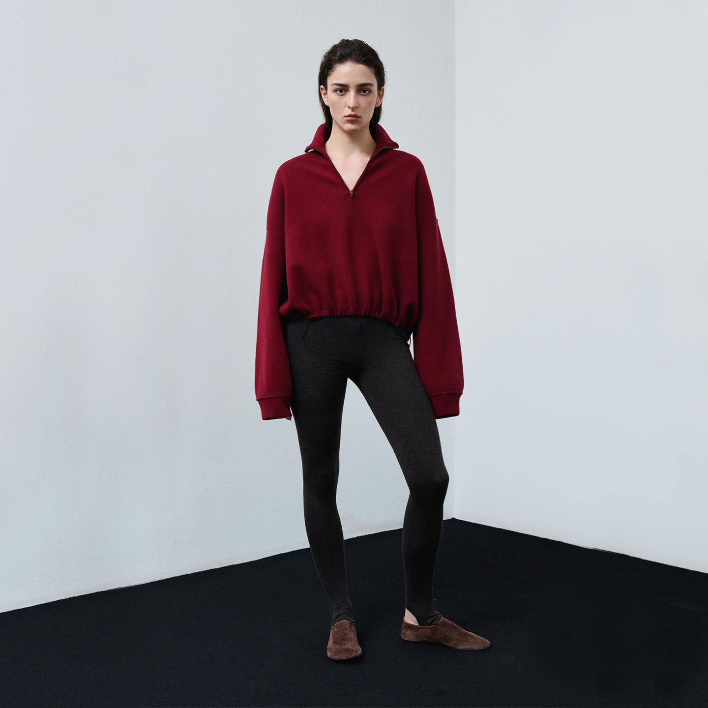 全羊毛立领针织套头衫