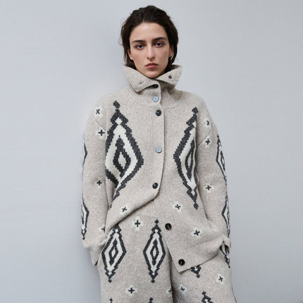 322WORKHOUSE费尔岛菱格毛衣外套女2025新款秋冬立领针织开衫B812