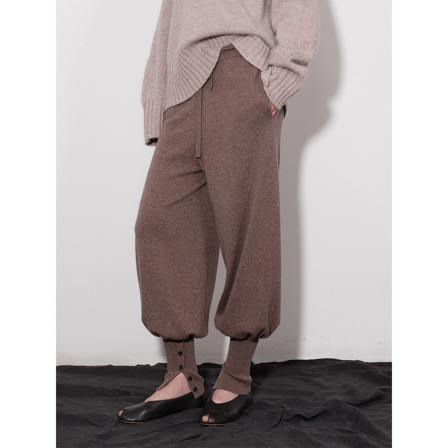 322WORKHOUSE羊毛羊绒宽松针织束脚休闲长裤子女2025冬季新款B891,女装/女士精品,休闲裤,淘宝优惠券,粉丝福利购,淘宝优惠卷