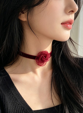 玫瑰花红花朵颈带颈链