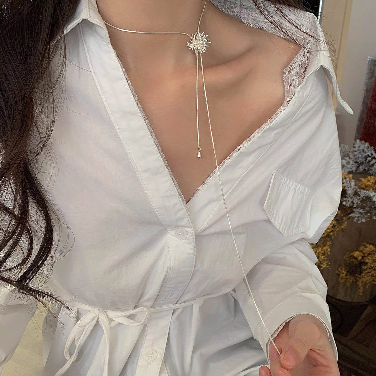 银色抽拉式烟花项链女款2025新款