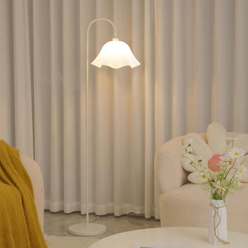 法式奶油风花瓣灯客厅沙发旁边卧室床头网红氛围灯书房立式落地灯