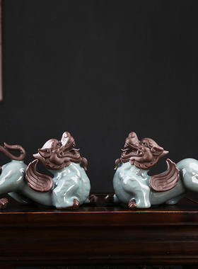 陶瓷招财貔貅摆件家居客厅办公室桌面装饰品瑞兽麒麟茶宠可养