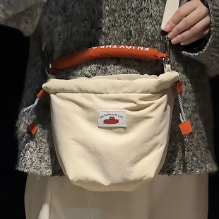 拍立得相机包可爱手机包百搭化妆品杂物收纳包旅游便携单肩斜跨包