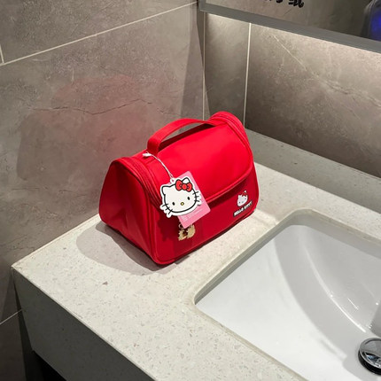 大容量Hellokitty猫化妆包学生便携旅行化妆收纳包可爱卡通洗漱包