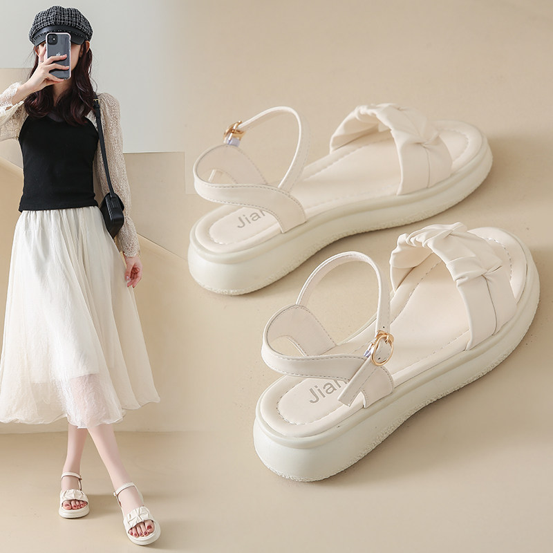 大童女凉鞋初中学生2026新款夏季外穿女童平底夏天软底运动沙滩鞋