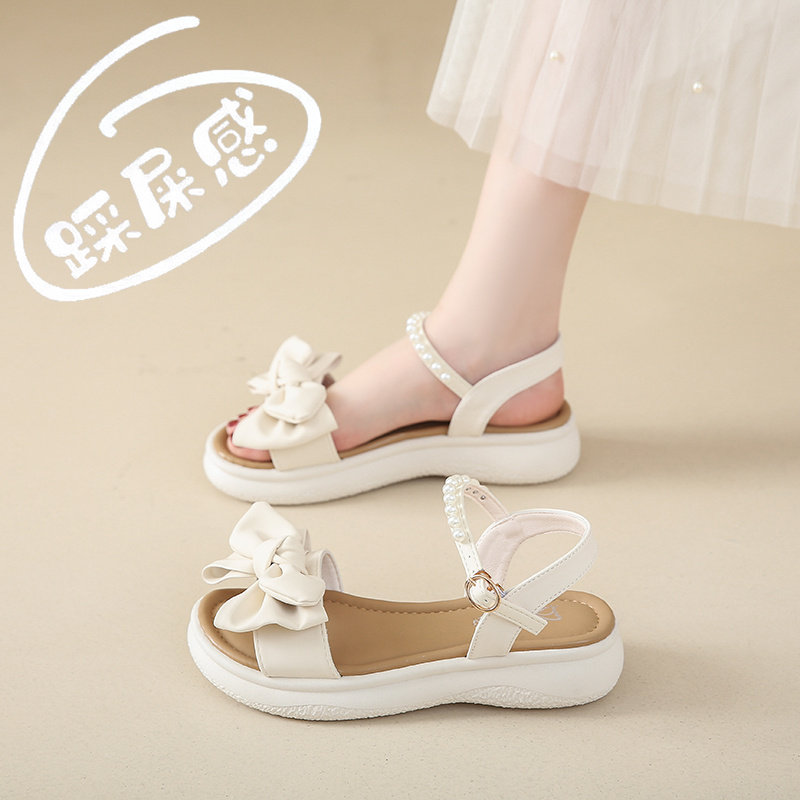 凉鞋女款夏季外穿2026新款初中学生大童软底设计高级感运动沙滩鞋