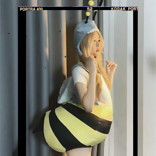 鲨鱼服装小蜜蜂玩偶衣服可穿戴演出成人儿童款鲨鱼搞怪人偶套装