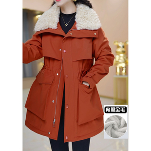 派克服女款2025新款爆款加绒加厚洋气妈妈巨好看冬装外套晋江棉服