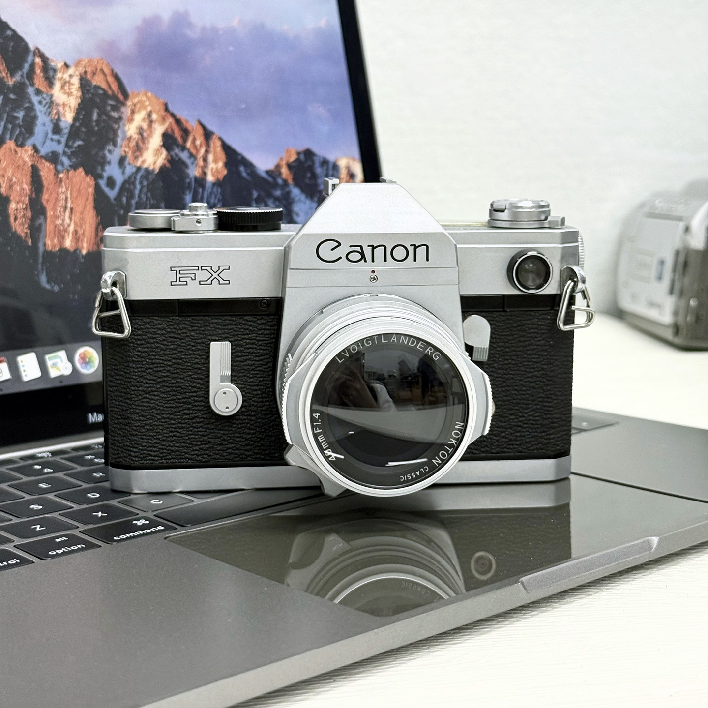 全金属库存相机真机模型/非全新模型/复古怀旧装饰摆件-古董/道具