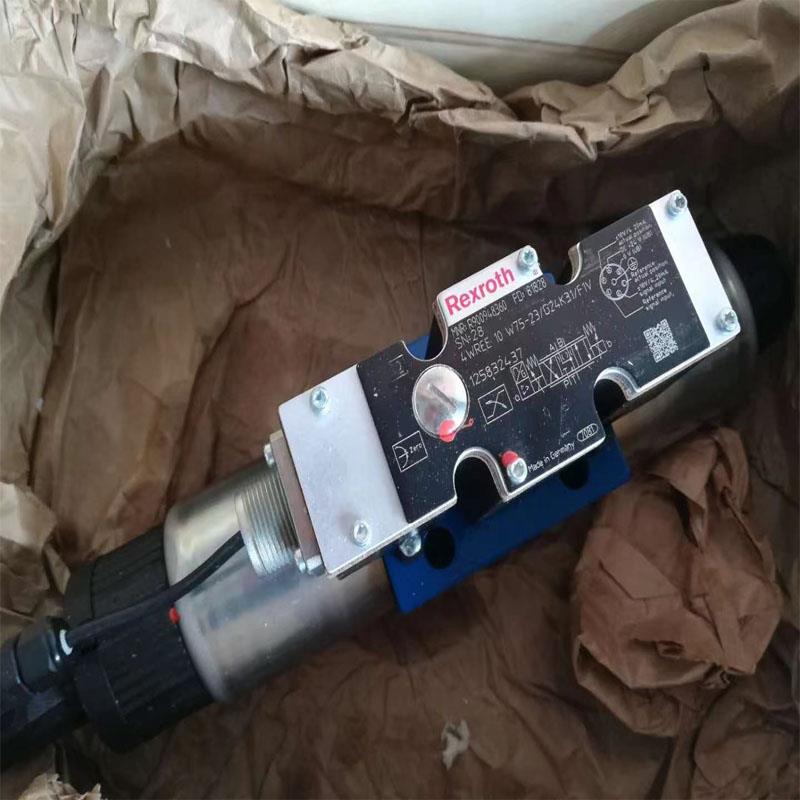 力士乐比例阀0811404601伺服阀4WRPEH6C3B12L-20/G24K0/A1M液压阀