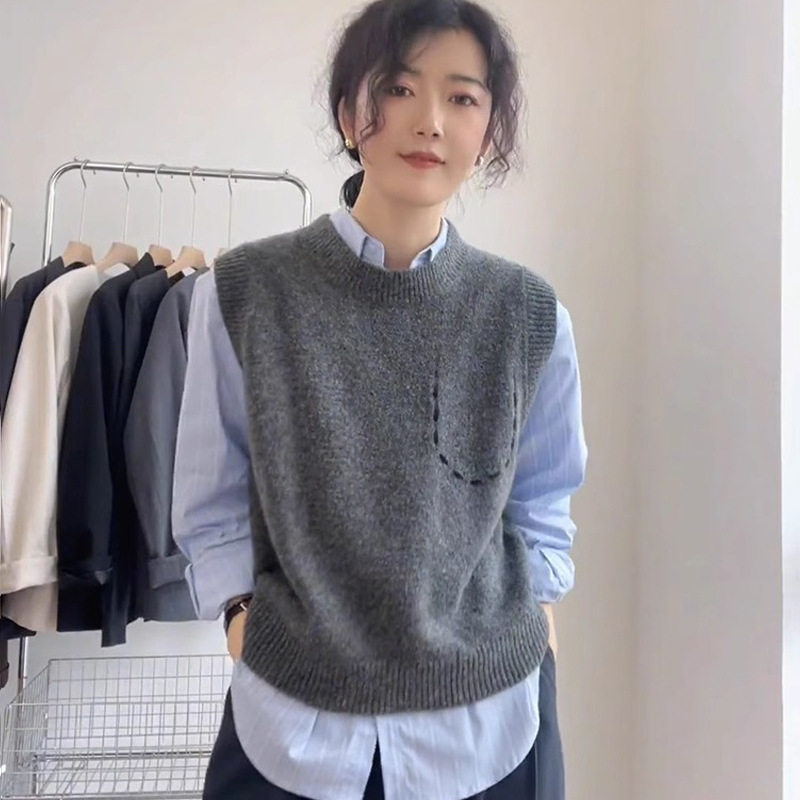 小个子法式针织衫马甲女士早秋款简约休闲内搭打底搭配衬衫上衣