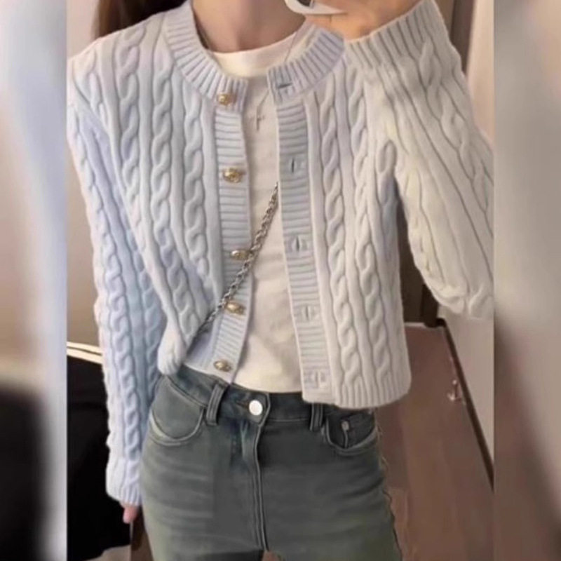 秋温柔秋装上衣女糖果色麻花毛衣开衫复古学院风短款针织小外套