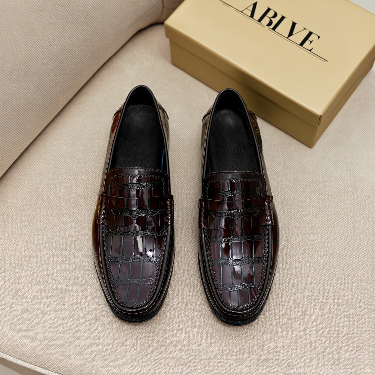 皮鞋男士商务休闲乐福鞋鳄鱼纹真皮豆豆鞋一脚蹬懒人皮鞋高档轻奢,流行男鞋,乐福鞋（豆豆鞋）,淘宝优惠券,粉丝福利购,淘宝优惠卷