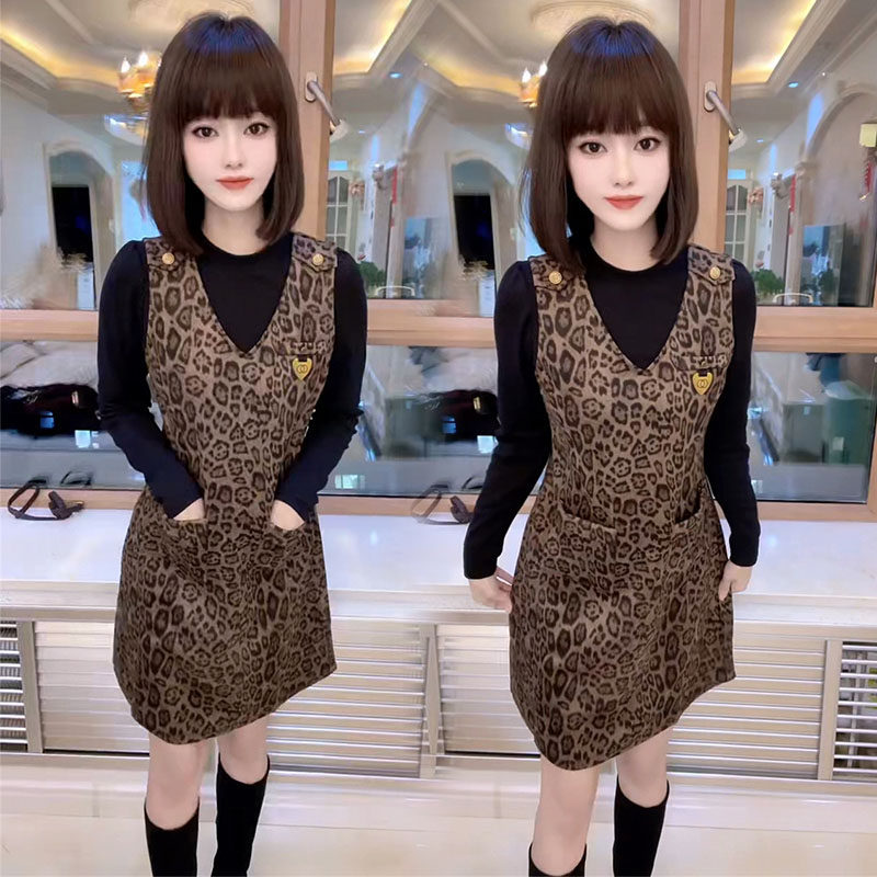 高级感气质时尚套装女25秋冬新款设计感豹纹马甲连衣裙+t恤两件套,女装/女士精品,时尚套装,淘宝优惠券,粉丝福利购,淘宝优惠卷