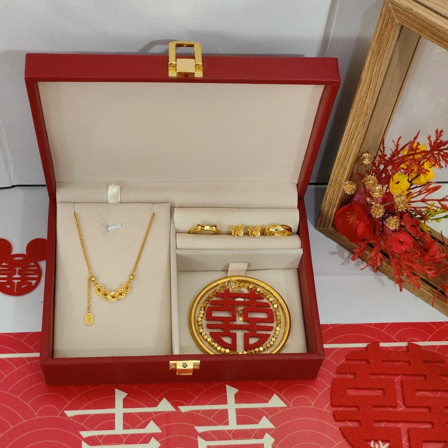 新娘首饰套装婚礼假黄金订婚假五金结婚仿真三金摆台摆件招财饰品