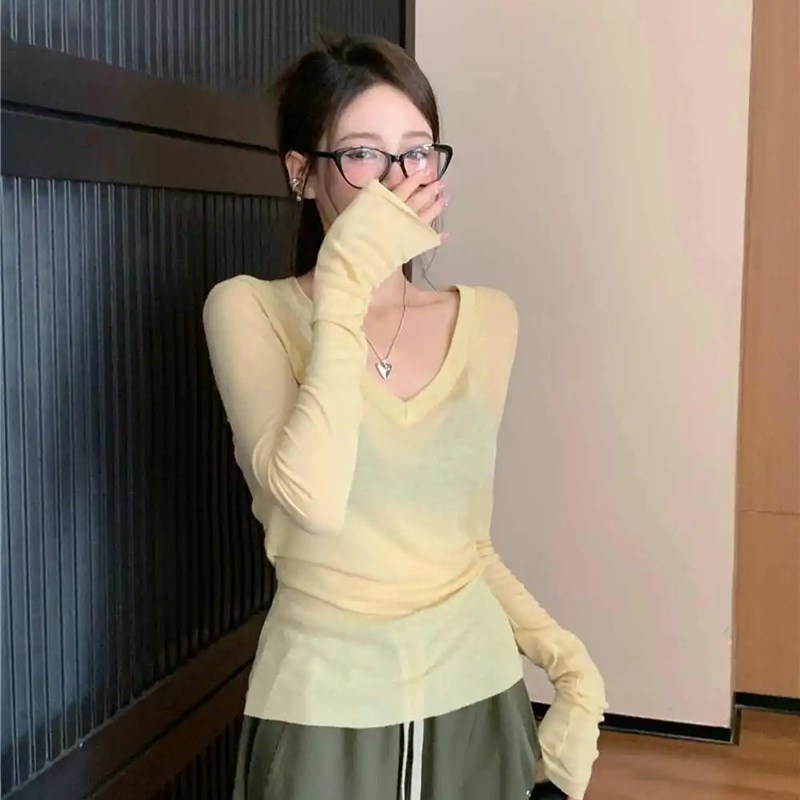 慵懒风微透薄款罩衫休闲V领长袖T恤女夏小众宽松显瘦外穿防晒上衣