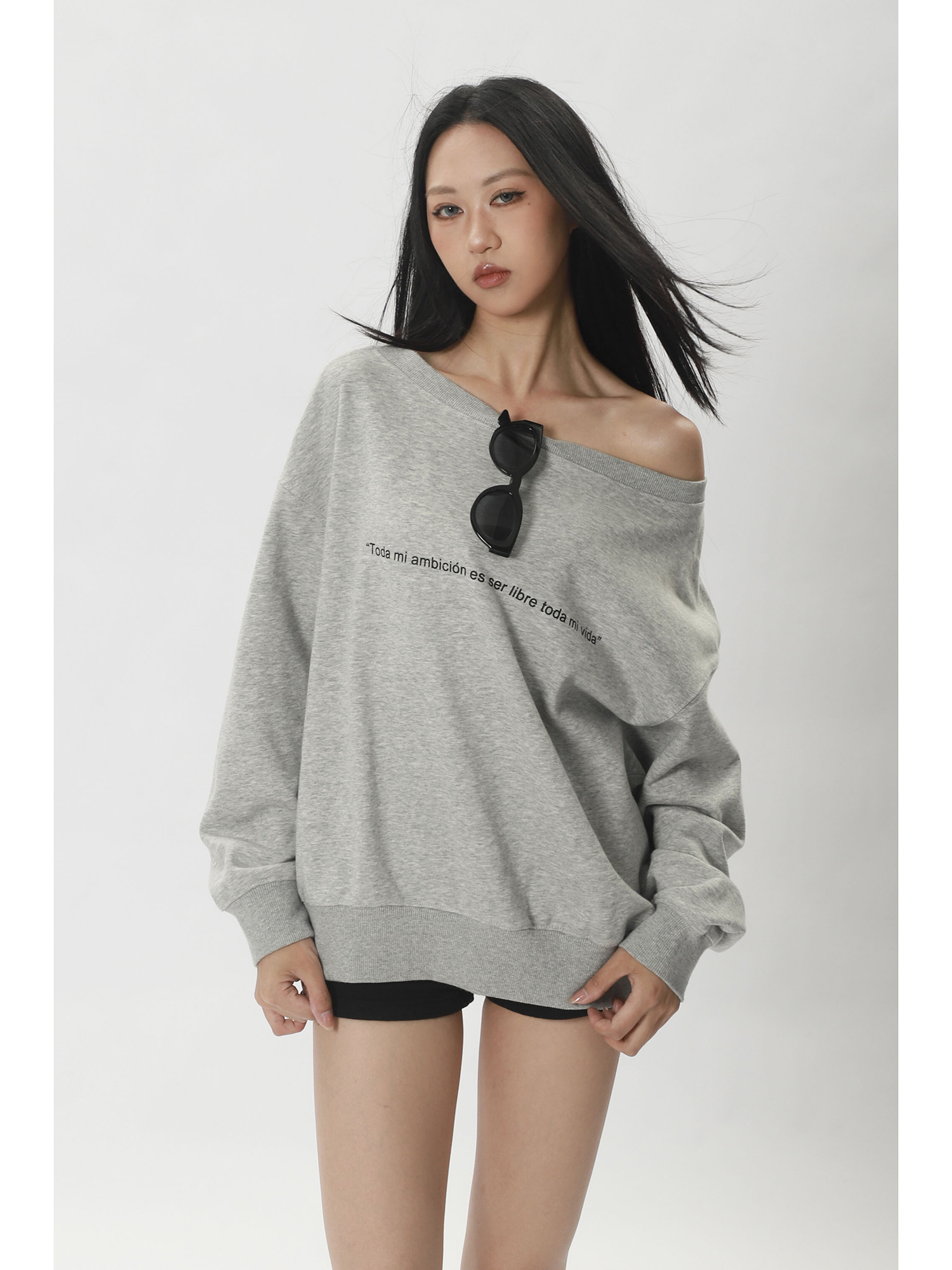 American Style Lazy Letter Embroider Design Off-Shoulder Top for Sexys Loose ins Autum Long-Sleeved Off-Shoulder Sweatshirt