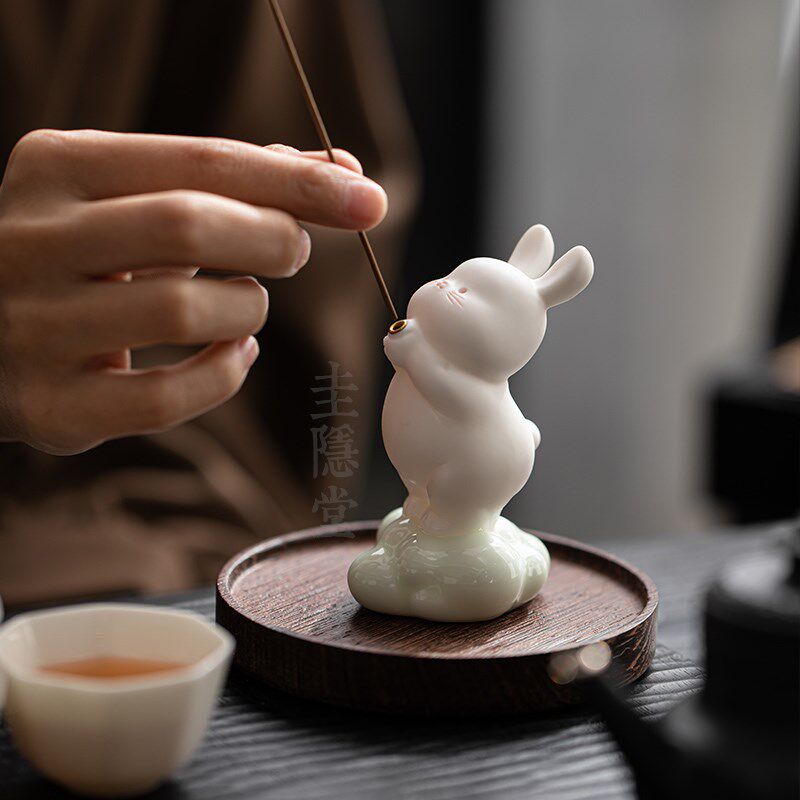 热销圭隐堂可爱兔子陶瓷线香插底座家用书房香熏炉茶室茶道香炉摆