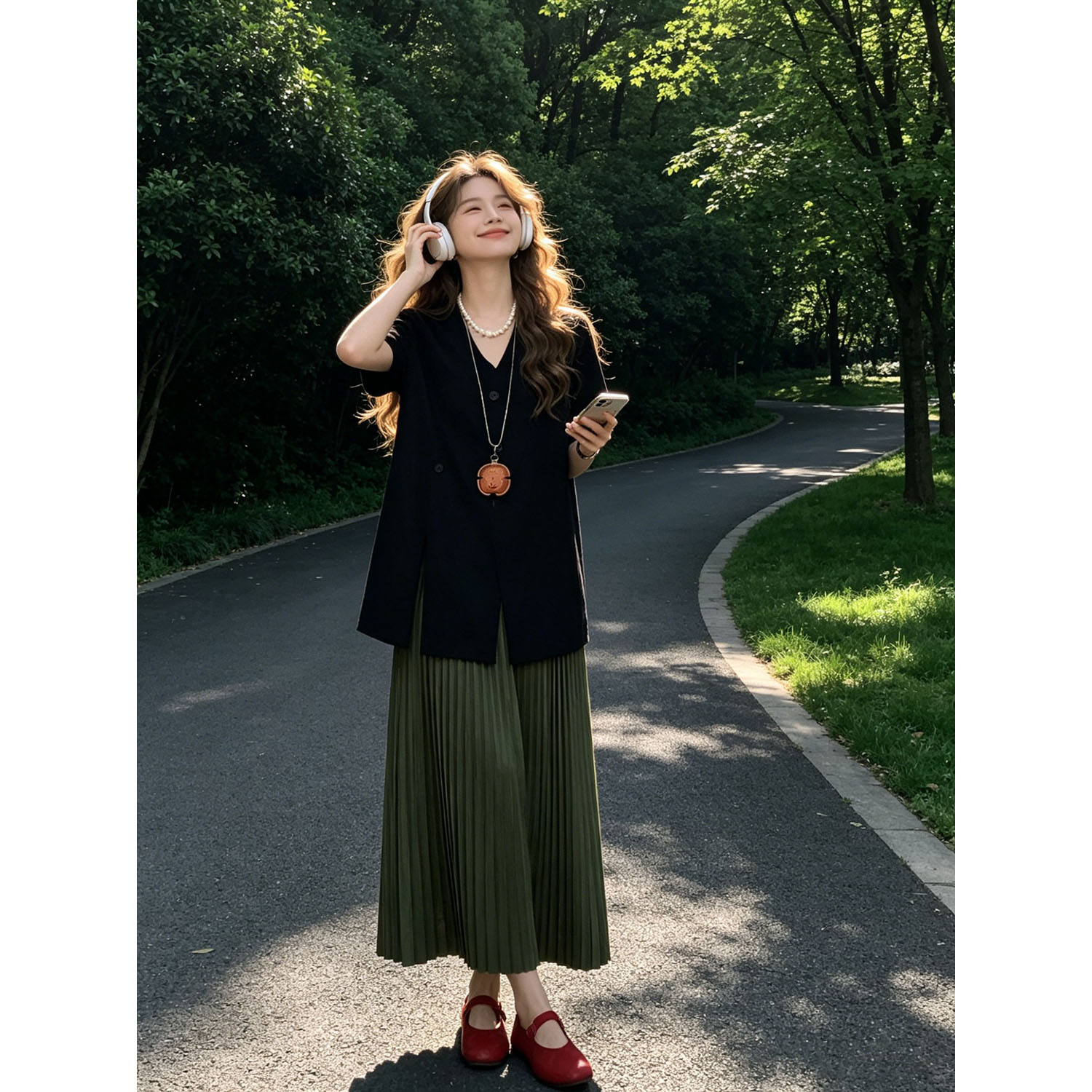 秋季新款时尚百搭两件套女V领短袖中长款上衣高腰百褶裙气质套装