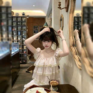 甜美风蕾丝拼接荷叶边飞飞袖雪纺衫女新款宽松显瘦短袖百搭小上衣