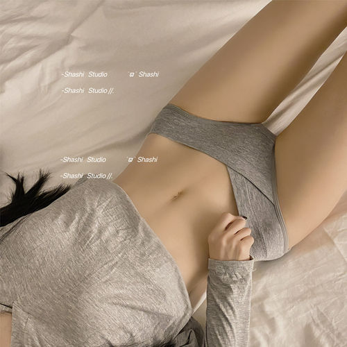 纯棉抑菌无痕透气V腰女三角裤