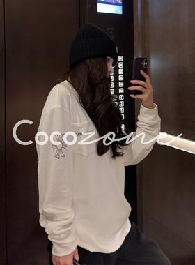 COCO ZONE 刘 一一 “十字花T恤”圆领胸前口袋长袖T恤 CD1A1785