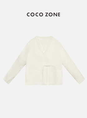 COCO ZONE 刘11 新中式大V领版型盘扣设计棉服外套24C10174