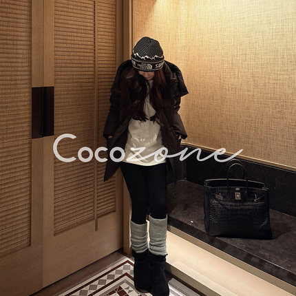 COCO ZONE 刘 一一 “极寒”90白鹅绒连帽拉链鹅绒服 CD2A2792