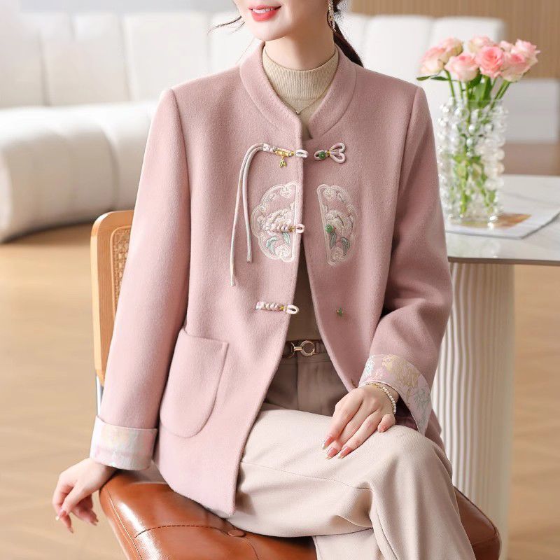 妈妈秋季新款呢子大衣洋