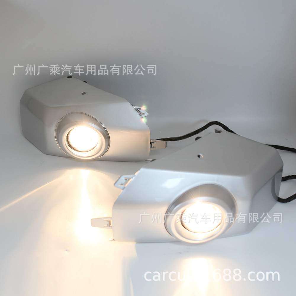 适用于07-17款丰田酷路泽FJ 雾灯 防雾灯 2014年FJ卤