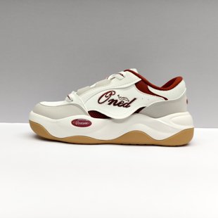 361度女鞋板鞋专柜正品2026春季新款奶黄包丙午生财轻便运动鞋女