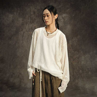 长袖肌理新中式镂空提花打底衫