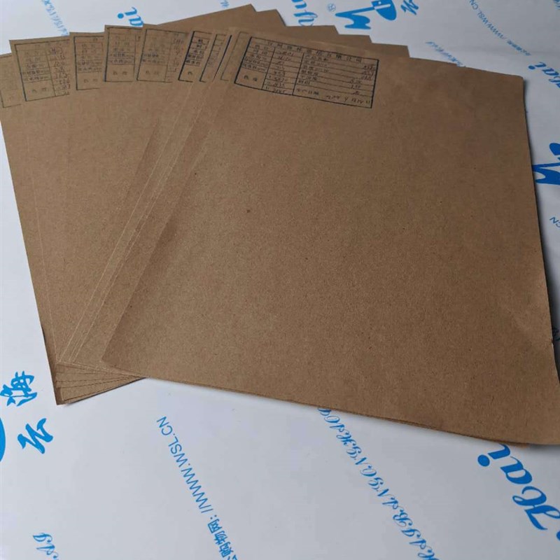 低档次低价单面牛卡纸箱板纸 外包装开片手提袋管芯起订33吨台州