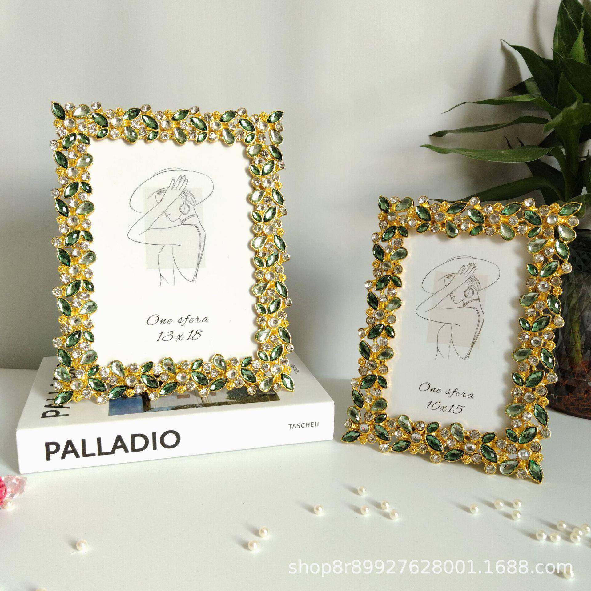 镶嵌翡翠绿宝石简约金属时尚相框摆台，简约相框家庭摆件装饰