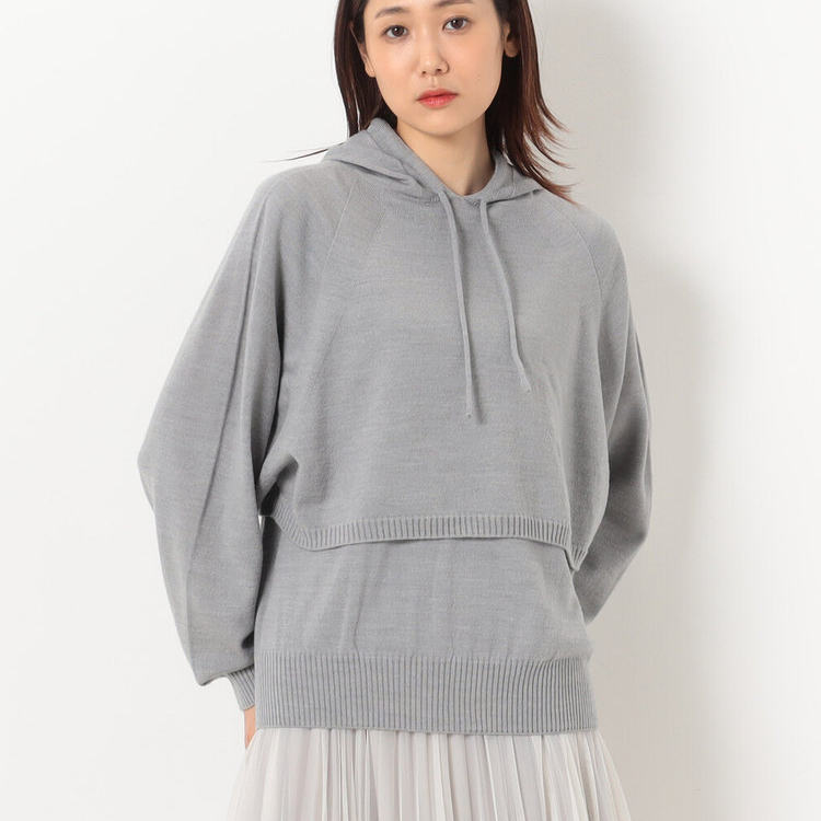 梨福阁原创设计师女装2025宽松连帽针织衫叠穿白衬衫黑灰系通勤风