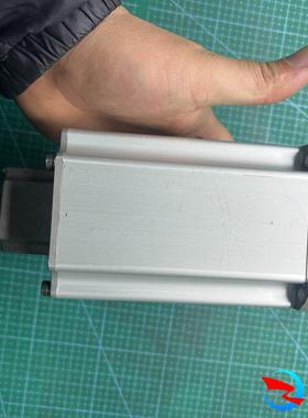 电器人750W电机:MUMD102T2S2