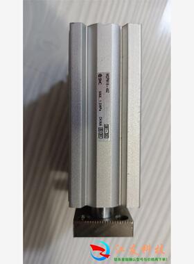 日本 SMCMGPM16-40Z薄型气缸三轴带导杆气