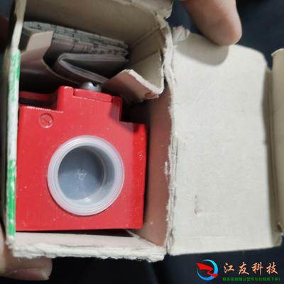 施耐德 XCSA702 安全限位开关 XCS-A702