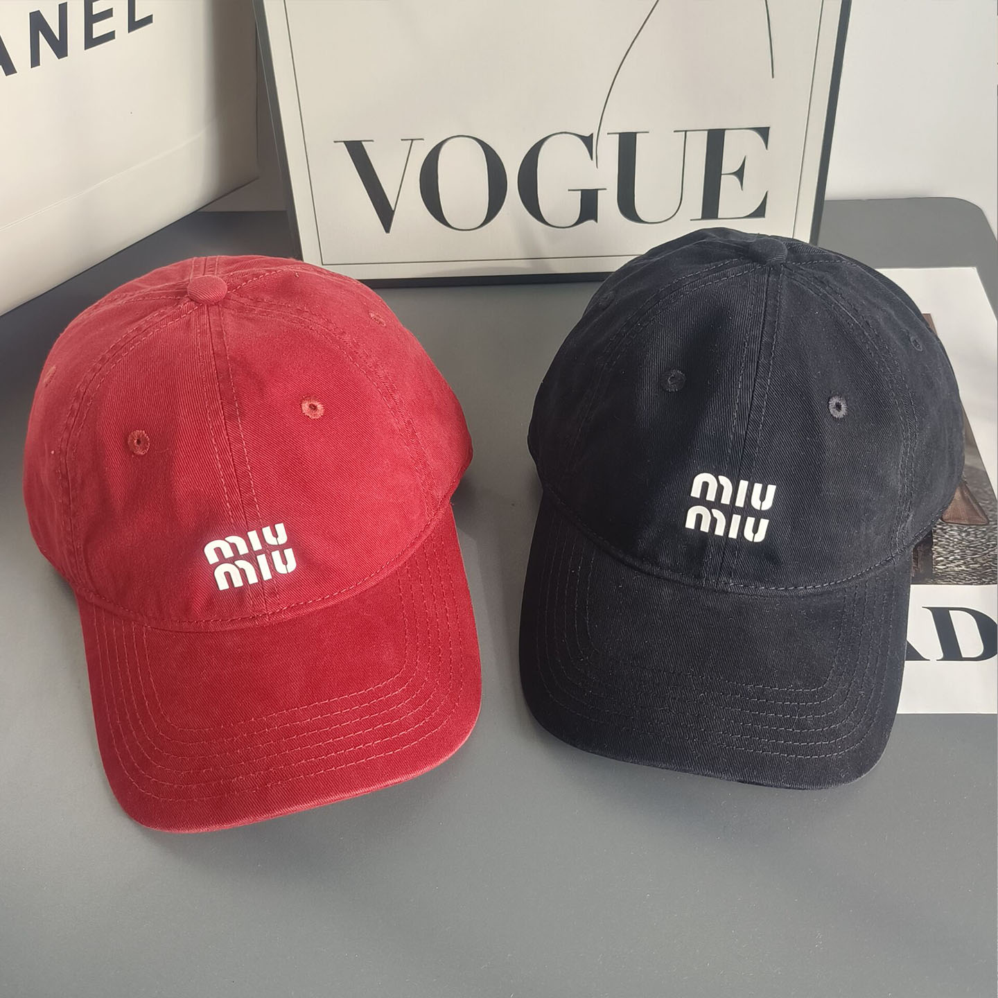 2025新款MIU字母刺绣软顶帽
