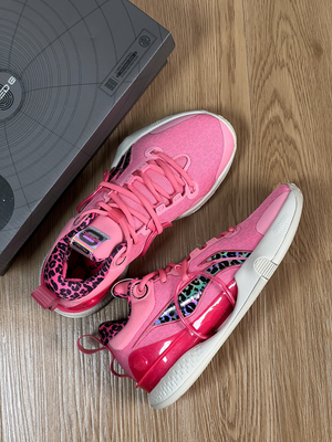 LiNing李宁 闪击8 Premium 䨻科技  篮球鞋 男款 竺葵粉粉红豹