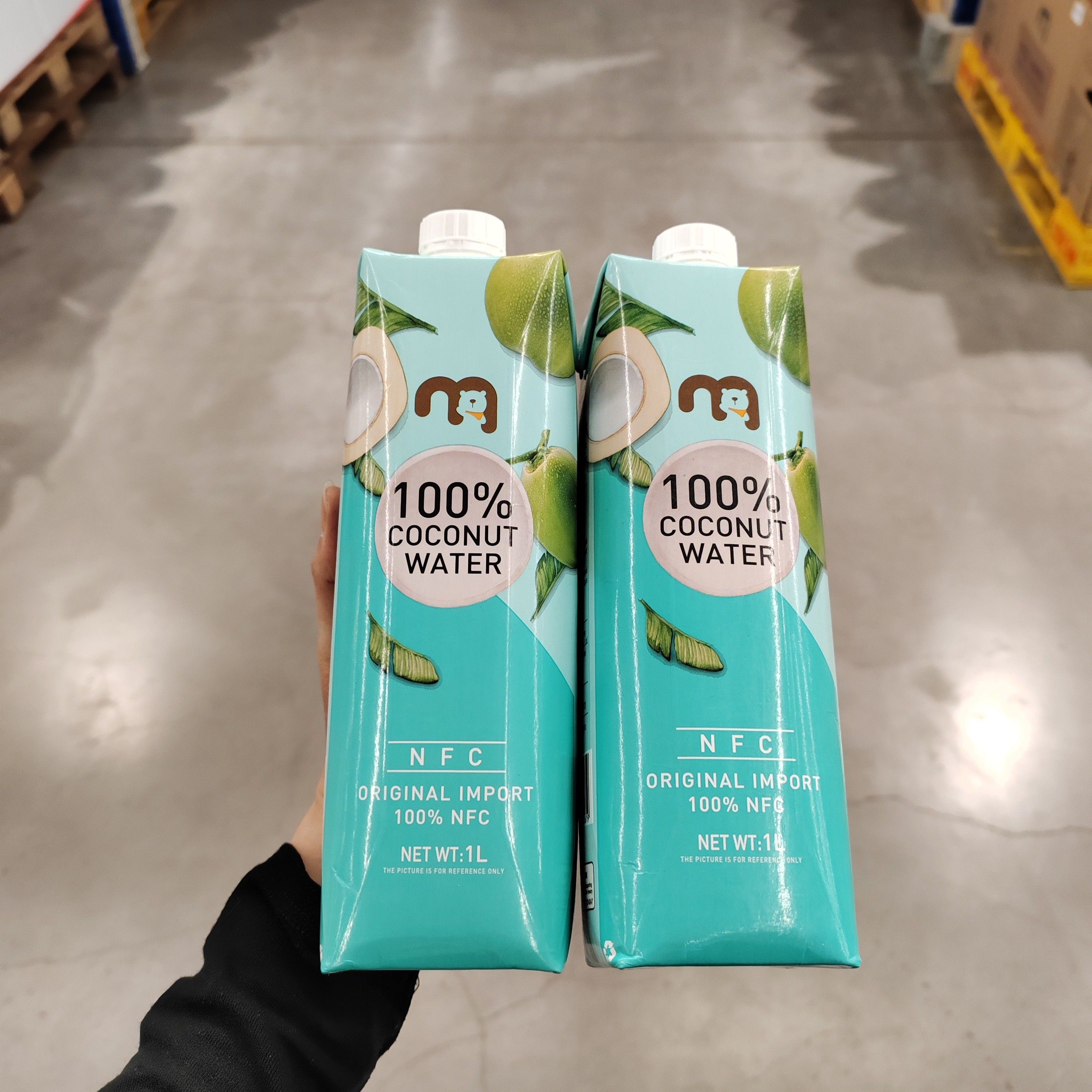 麦德龙代购麦臻选泰国原装进口100%椰子水NFC非浓缩还原果汁饮料