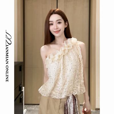 MIANMIANONLINE“马赛曲”斜肩波点钩花露肩上衣283