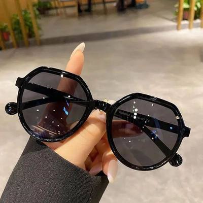 New Fashion Sunglasses Women Brand Designer Sun Glasses Fema