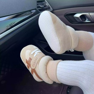 天步前鞋 子6到12个月冬季 一体防掉软底 袜婴儿鞋 小月龄宝宝外出鞋